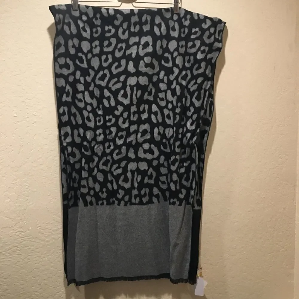 Black grayLeopard animal print scarf soft cozy New